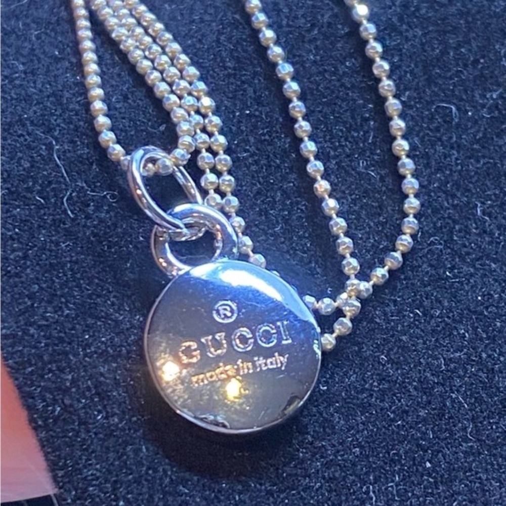 Gucci Made in Italy Silver Small Round Pendant on Sterling Silver 925 chain. - Picture 2 of 10